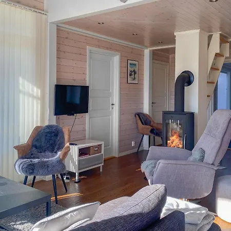 3 Bedroom Cozy In בית נופש