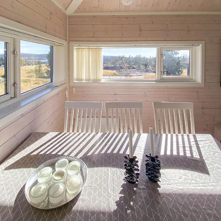 3 Bedroom Cozy In *
