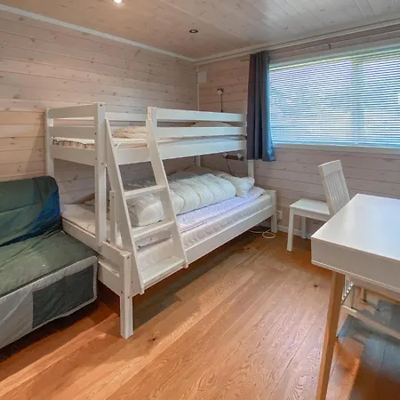 3 Bedroom Cozy In