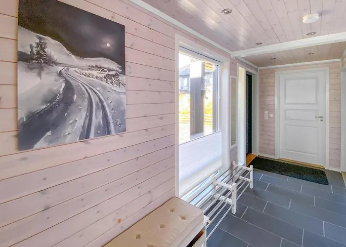 Сasa de vacaciones 3 Bedroom Cozy In *